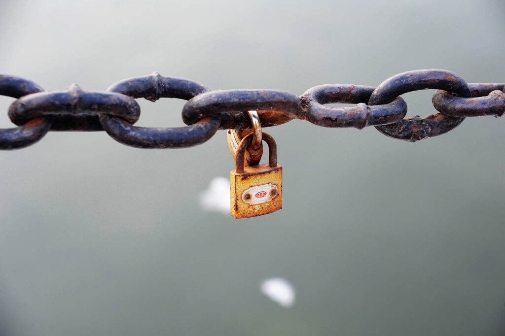 corrente-com-cadeado-1024x682 Por Que Ler Um Pouco Todos os Dias Transforma Mais do Que Parece